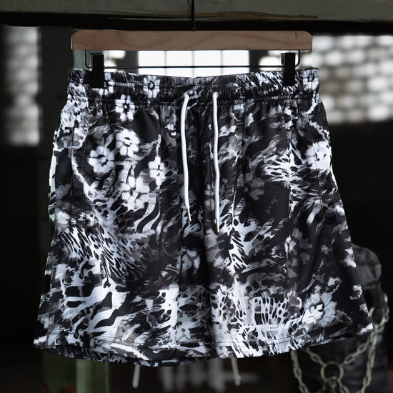 ANIMAL PRINT SHORTS 5" INSEAM